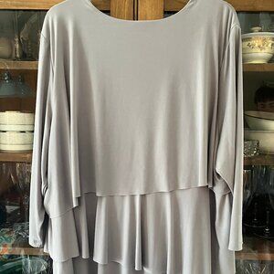 Susan Graver 2X Plus Size Gray Layered 3/4 sleeve top in EXCELLENT Condition!